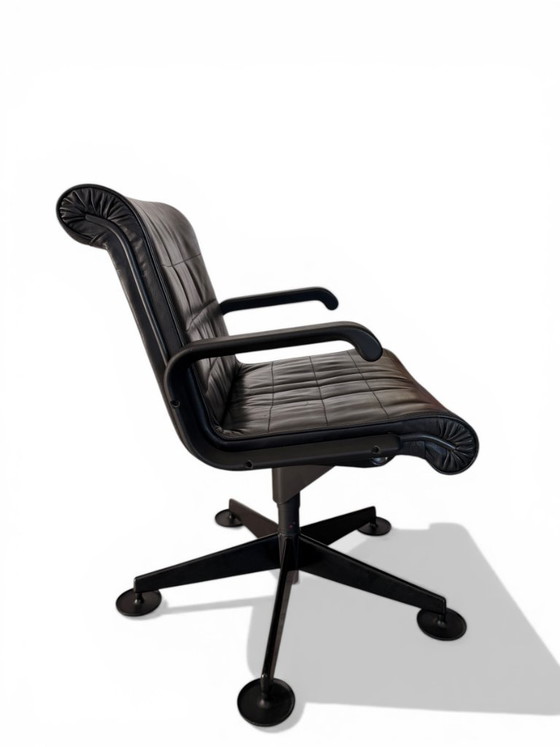 Image 1 of Richard Sapper bureaustoel voor Knoll - Zwart leer op glijders, circa 1979