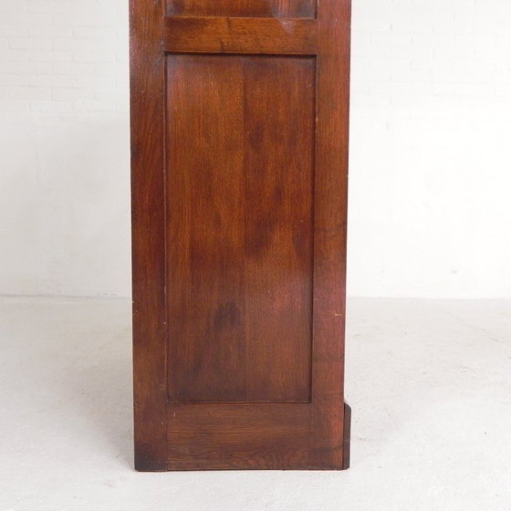 Image 1 of Armadio in rovere con serranda avvolgibile a 2 ante, alto 150 cm, anni '30.