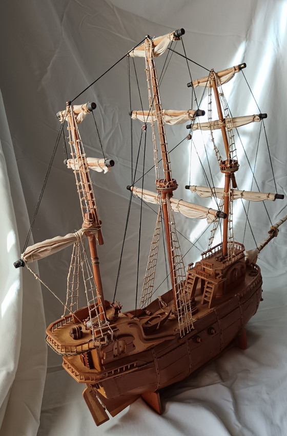 Image 1 of Vasija artesanal - década de 1980