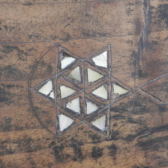 Image 1 of Coffret de mariage syrien du XIXe siècle avec incrustation de nacre