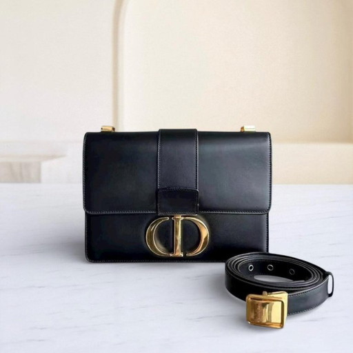 DIOR 30 MONTAIGNE - SMOOTH CALFSKIN BLACK GOLDEN HARDWARE WITH STRAP