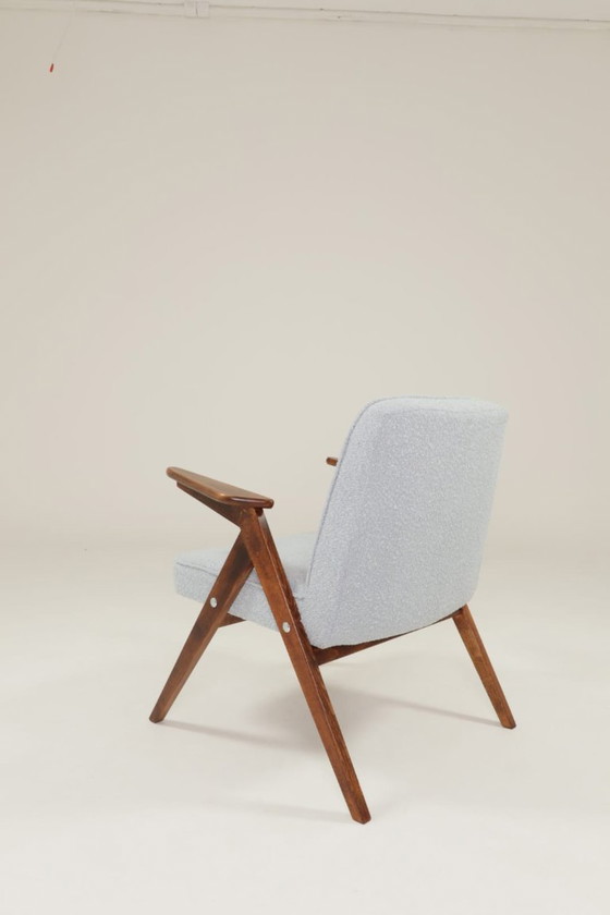 Image 1 of Vintage Set Fauteuils Bouclé Baby Blauw Donker Noten, 1960 Scandinavisch Ontwerp