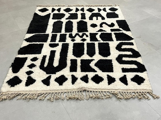 Image 1 of Tapis en laine marocain blanc noire Marrakech 250cmx150