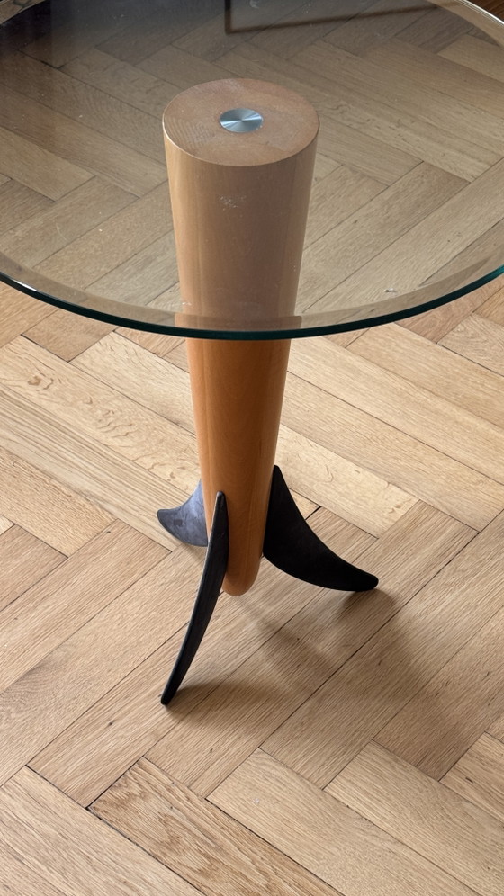 Image 1 of Table d'appoint des années 80