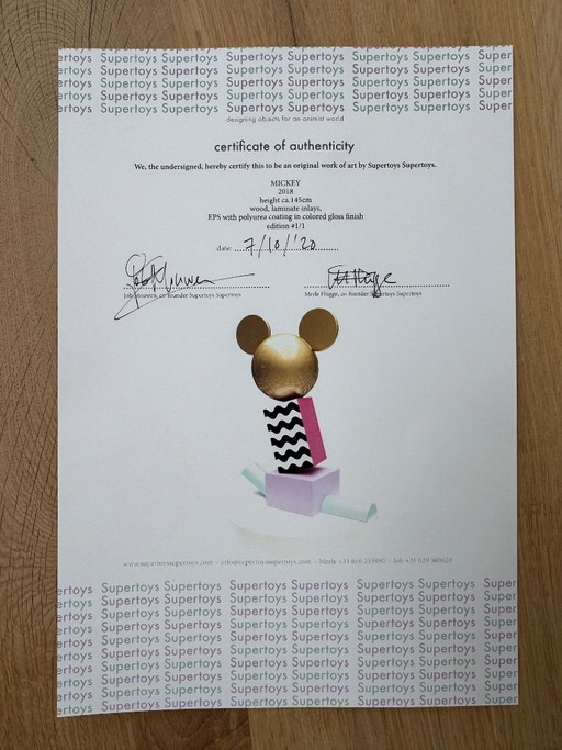 Supertoys Supertoys – MICKEY – Unique 1/1 Artwork – 2018 – beeldhouwkunst, Mdf, Polyester (photo 2 of 5)