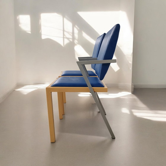 Image 1 of 2 designstoelen, ontwerpstijl vergelijkbaar met Bauhaus, hout/metaal