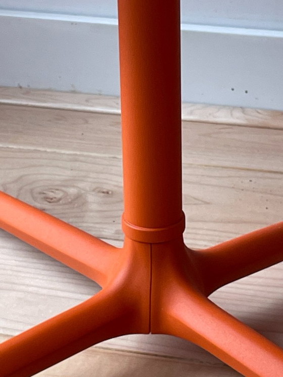 Image 1 of 2 x Artifort Shark Orange with color-matched leg