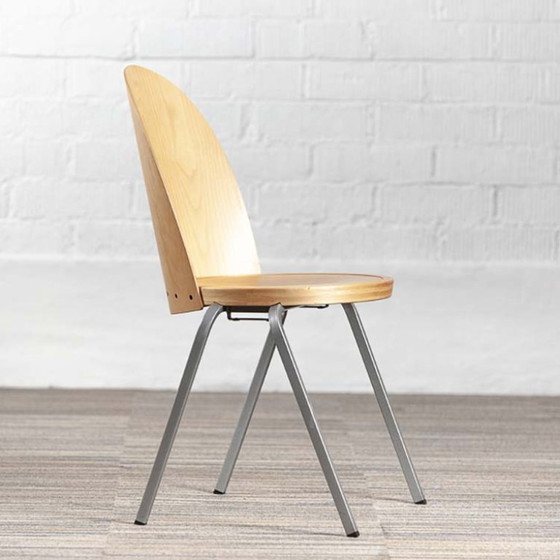 Image 1 of Silla de recibidor apilable Common Too