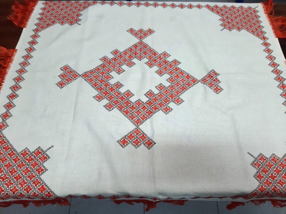 Image 1 of Vintage Hand Embroidered Tablecloth 70 x 68 cm