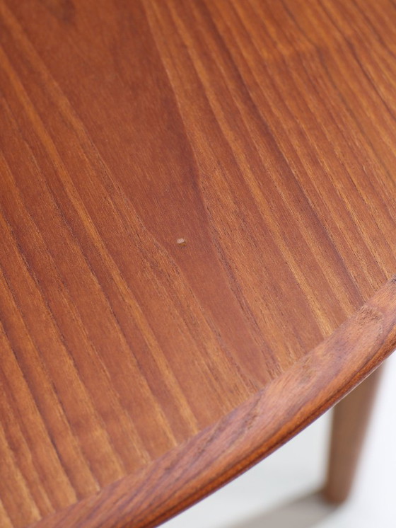 Image 1 of Extendable dining table Henning Kjaernulf model 62 Sorø