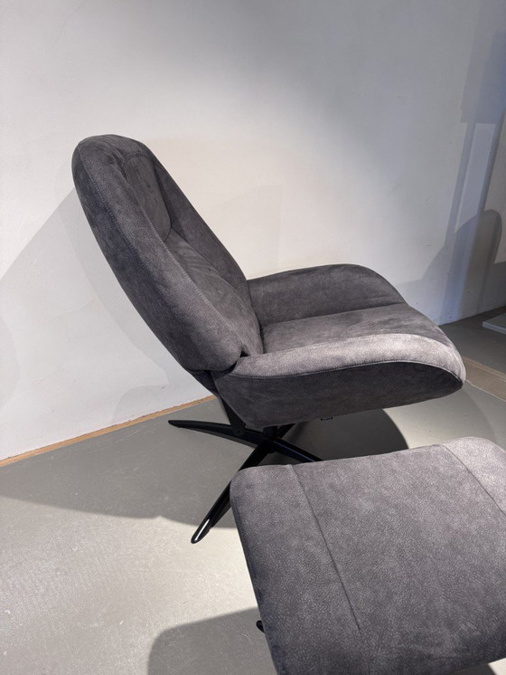 Image 1 of Sillón Montel Shuffle con otomana