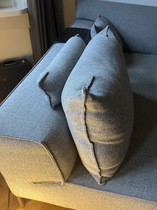 3x Cushion Design In Stock