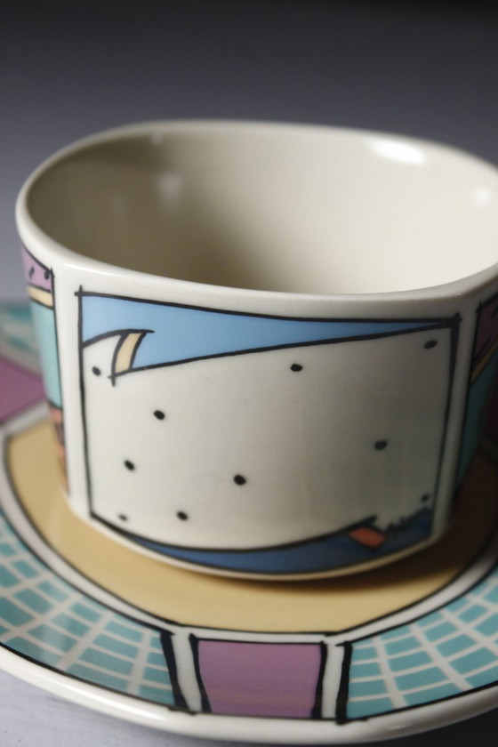 Image 1 of Dorothy Hafner & Rosenthal Studio Linie - Flash cup & saucer 1980s Memphis