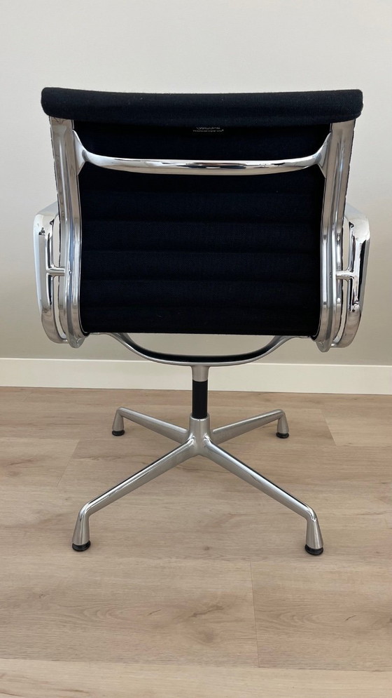 Image 1 of Vitra Eames EA 107, hopsak nero, cromo