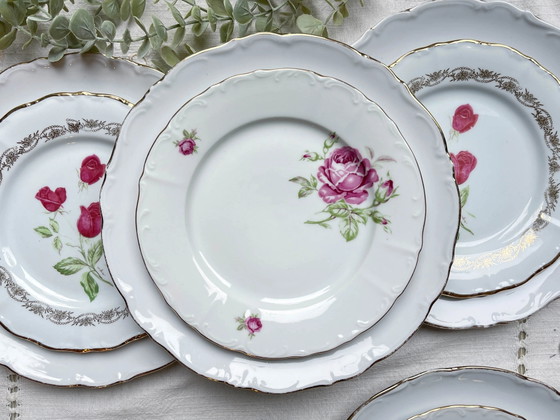 6 Vintage White Gilded Porcelain Plates + 6 Mismatched Floral Small Plates – Crockery (photo 3 of 17)