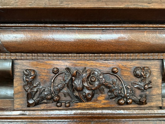 Image 1 of Oost Friese Kussenkast Eiken Gefineerd Met Palissander En Notenhout