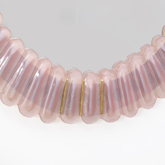 Image 1 of Specchio ovale italiano moderno di metà secolo in ottone e vetro soffiato di Murano rosa