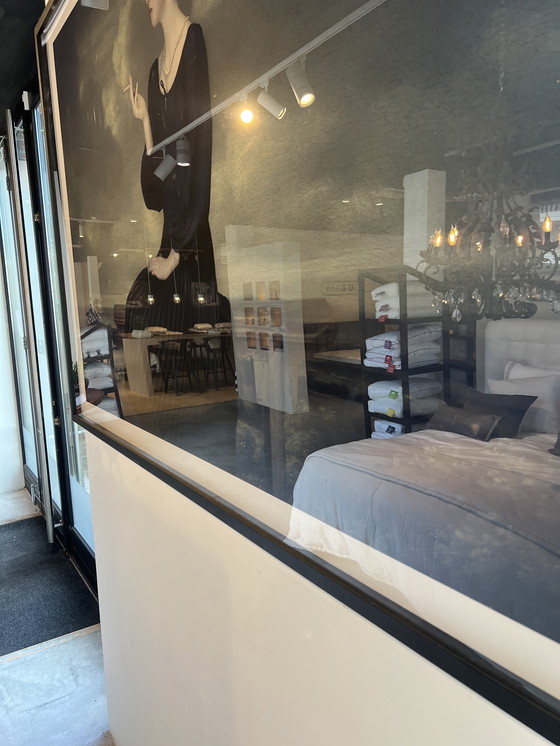 Image 1 of Elisabeth Koning Luxuria in 190br 130 Hoog