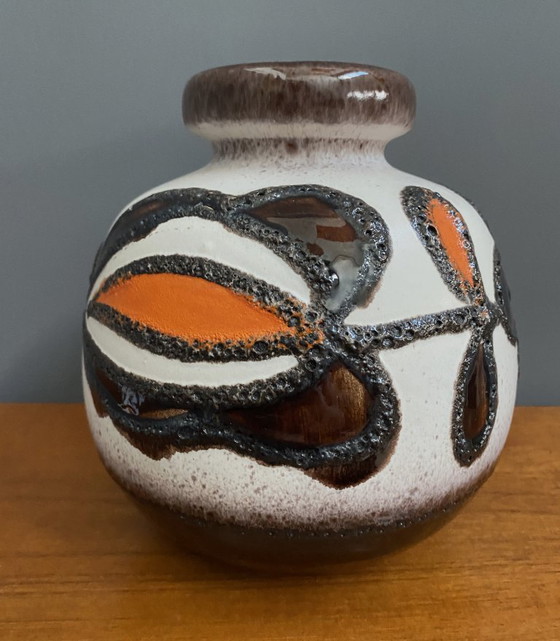 Image 1 of Scheurich vase model 484-21 1970s