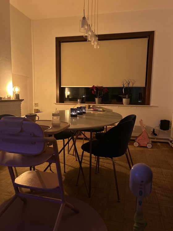 Image 1 of Oval dining table