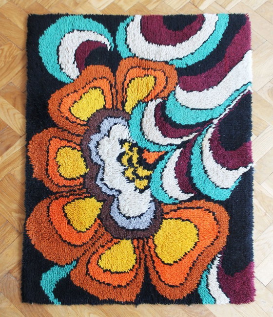 Image 1 of 1970s German Wool Rug with Pop-Art Floral Pattern