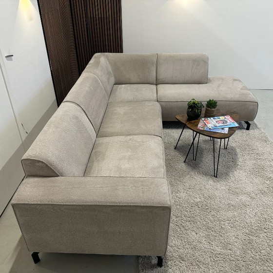 Image 1 of Divano angolare beige 277x210 cm