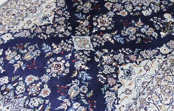 Image 1 of Original Handgeknüpfter Perserteppich Nain 9 LA Fein mit Seide 345 x 150 cm