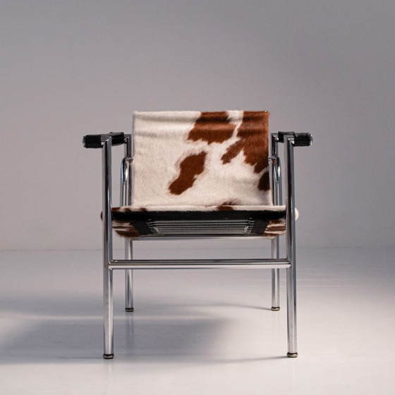 Image 1 of Cassina - Charlotte Perriand, Le Corbusier, Pierre Jeanneret - Poltrona - LC1