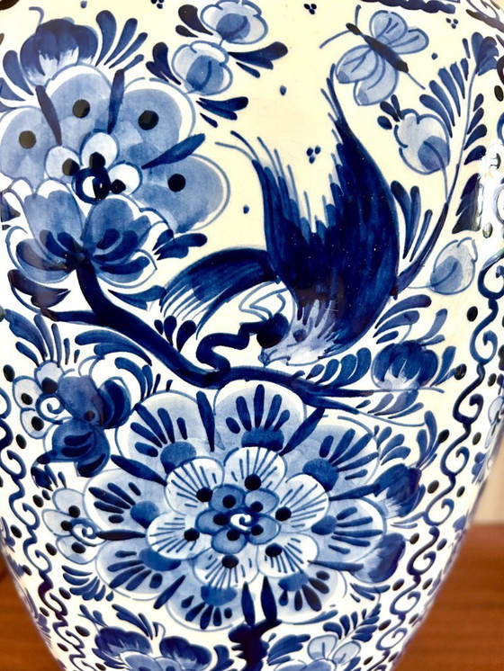 Image 1 of Vase monumental de Delft avec couvercle – peint à la main – 50 cm de haut