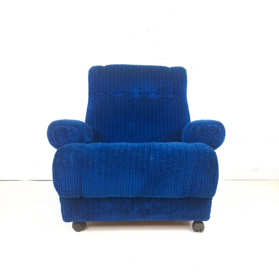 Fauteuil vintage en velours côtelé bleu, années 1970 – Textile (photo 2 of 11)