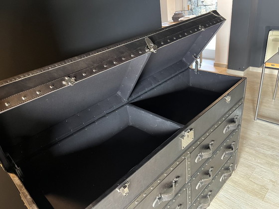 RH Leather Mayfair Steamer Trunk Cassettiera Doppia - Saddle Black I, Restoration Hardware, Cassettiere, Pelle (foto 4 di 8)