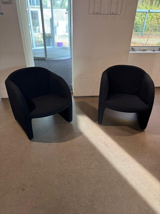 Set of 2 black Artifort Ben