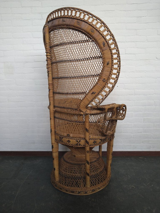 Image 1 of sedia pavone vintage "Emanuelle