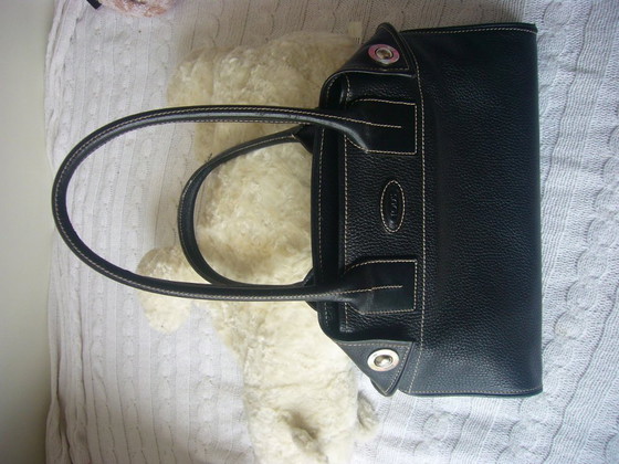 Image 1 of TOD's Schultertasche / Handtasche Leder schwarz Metallknopf Verschlusse selten getragen