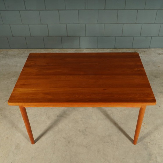 Image 1 of Set da pranzo in teak di metà secolo: tavolo e 4 sedie.