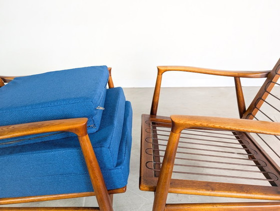 Image 1 of 2x poltrone originali Mid-Century in teak vintage