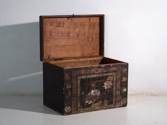 Baúl antiguo pintado en madera de pino – China, circa 1900 – Armarios de almacenamiento, Iron (photo 22 of 40)