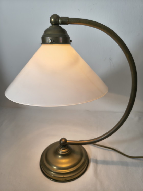 Image 1 of Vintage table lamp with brass look and opal glass shade – Hollywood Regency style