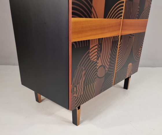 Image 1 of Vintage kledingkast, 1970