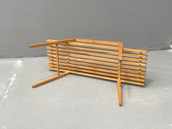Image 1 of Supporto per piante in legno di faggio di ÚLUV, espositore per piante di metà secolo, Cecoslovacchia anni '70.