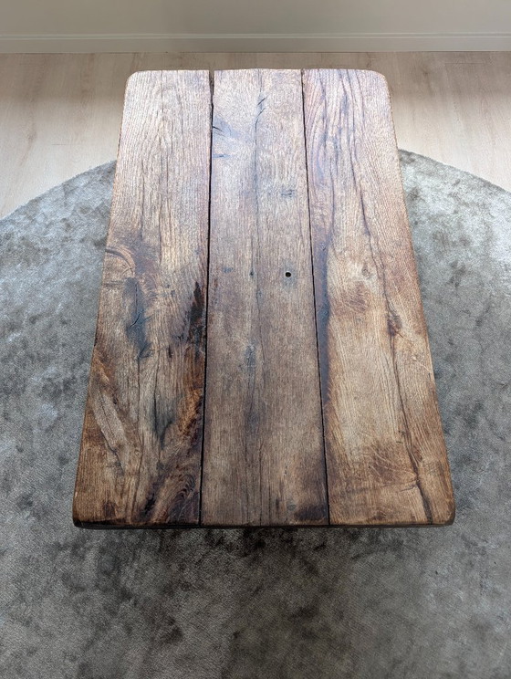 Image 1 of Brutalistischer Couchtisch aus massivem Holz, 72 x 120