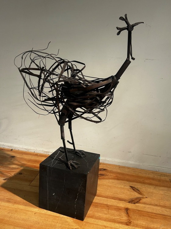 Skulptur aus Recyclingmaterial: Hahn – Bildhauerei, Metal, Stone (photo 3 of 20)