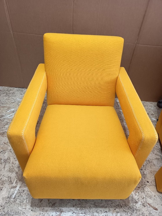 Image 1 of CASSINA 2x Poltrona 637 Utrecht 2024 (NUOVO, mai usato) in lana gialla KVDRAT € 6.600