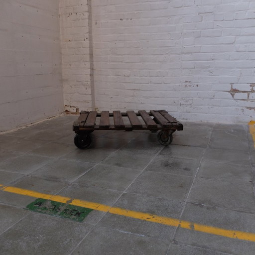 Vintage-Industrie-Couchtisch