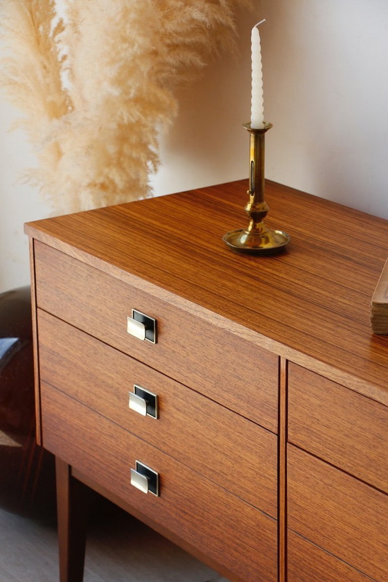 Image 1 of Vintage ladekast van teak en zebrano: elegantie uit de jaren 60