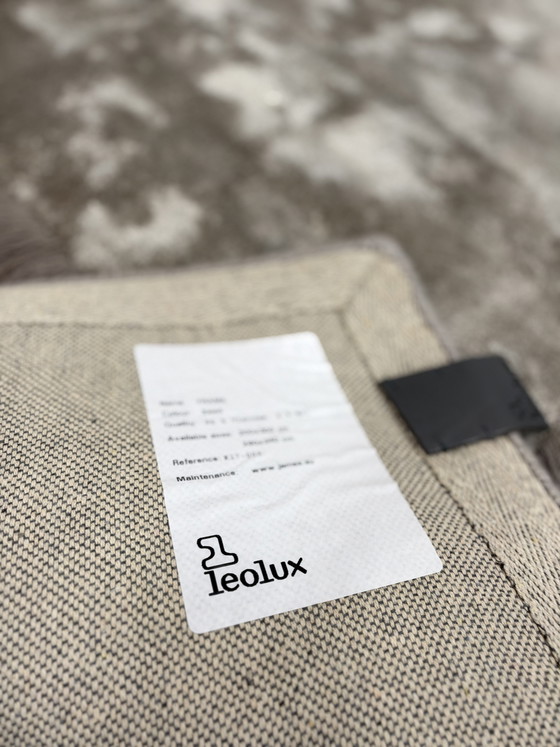 Leolux Frame Rug Reed 240x340, Rugs & carpets, Other, Taupe (photo 9 of 10)