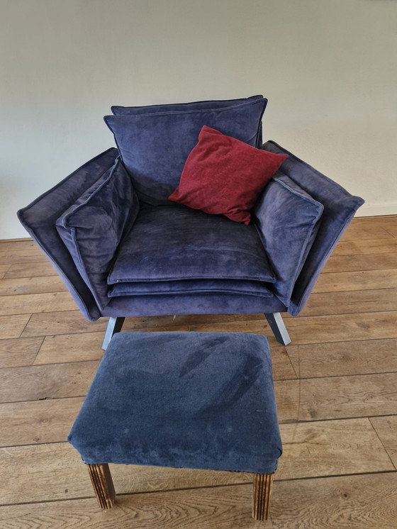 Image 1 of Complete seating area