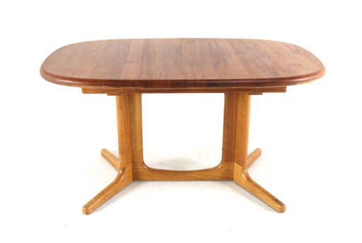 Glostrup oval 2x extendable dining table Danish design