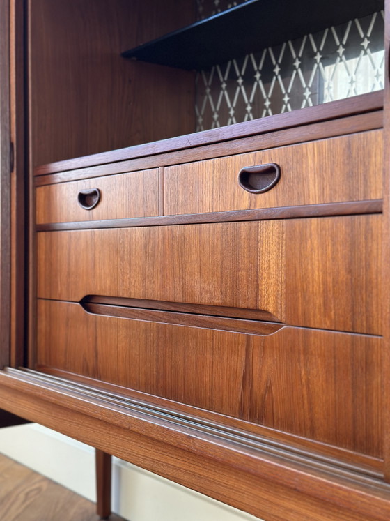 Vintage highboard Danish buffet cabinet teak wood 1950s/60s/70s – Sideboard cabinet (photo 10 of 15)