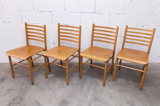 Image 1 of Danish modernist set: convertible round table (114/154cm) + 4 matching chairs, 1980